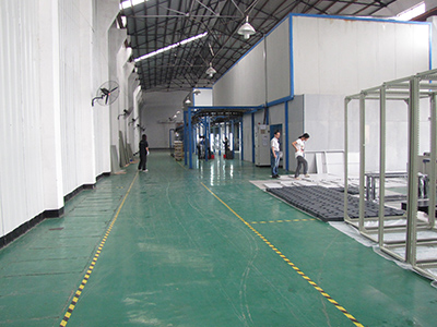 長?，F(xiàn)代廠房一角